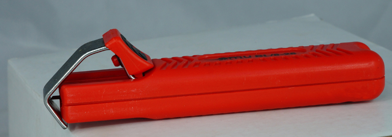 OBROTOWY NÓŻ ŚCIĄGACZ IZOLACJI KABLA kabli BL/8-28 Marka Inna