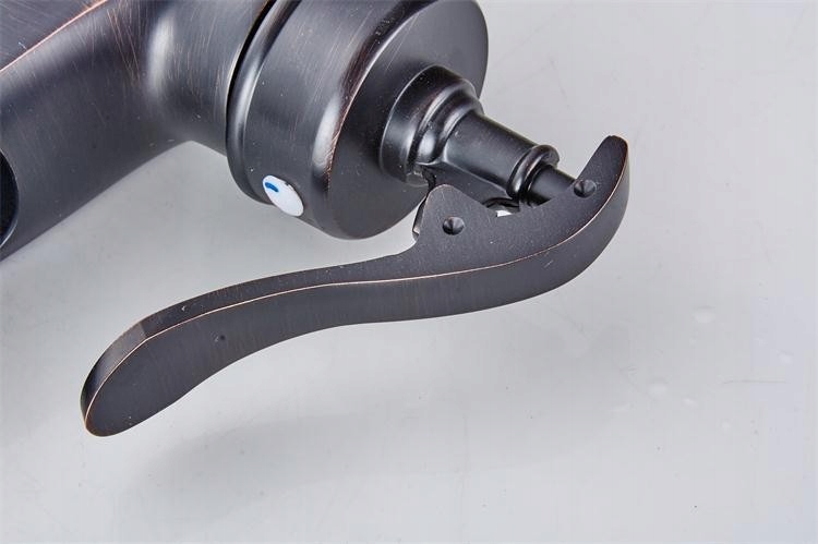 BATERIA UMYWALKOWA RETRO WYSOKA CZARNA BLACK ROYAL Typ montażu stojąca