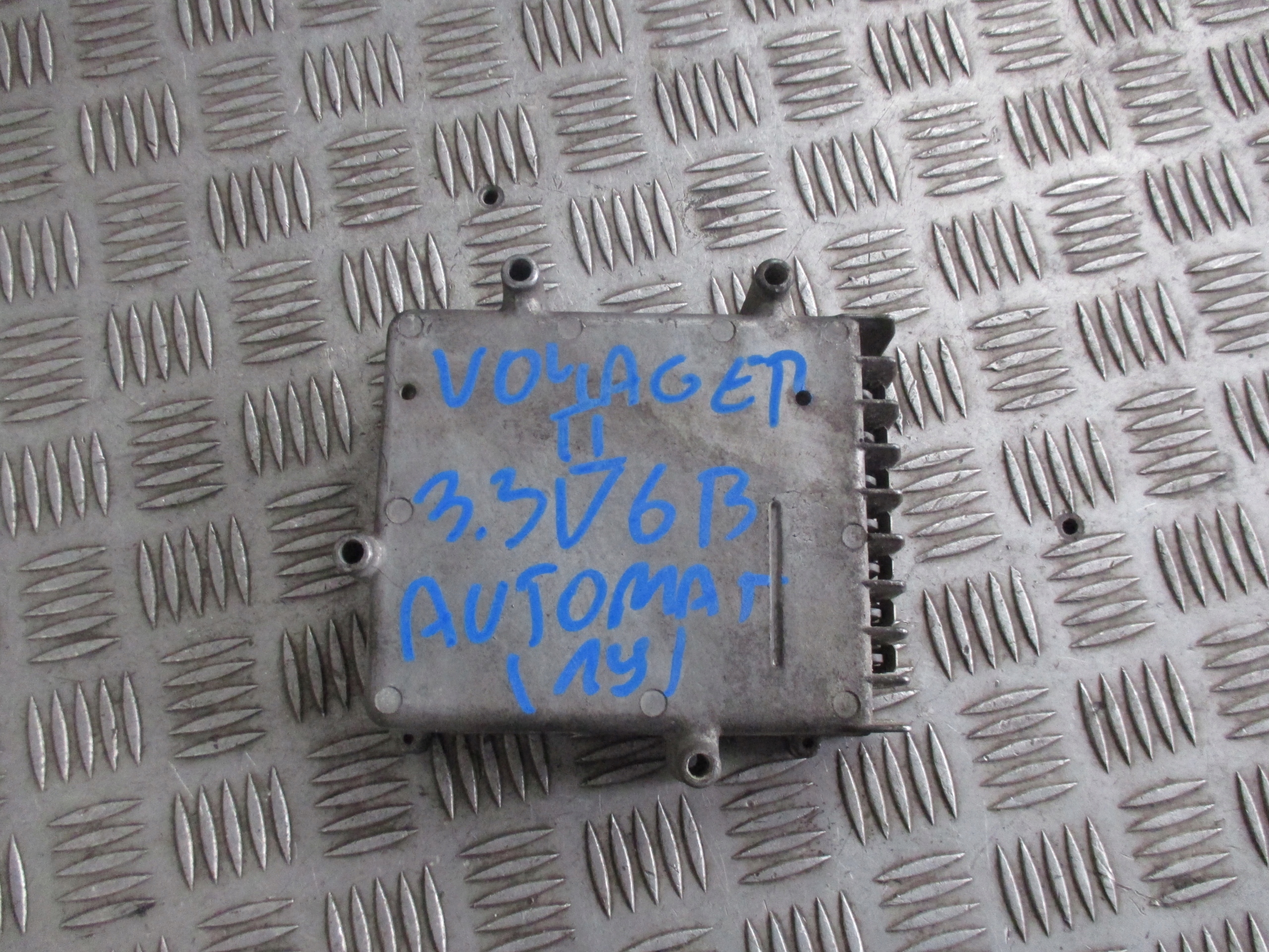 STEROWNIK SKRZYNI BIEGÓW VOYAGER II 3.3 B 96-00r
