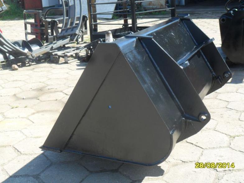 JOHN DEERE LYZKA 1 m3 2000 mm SZUFLA LADOWARKA Parts manufacturer n John Deere