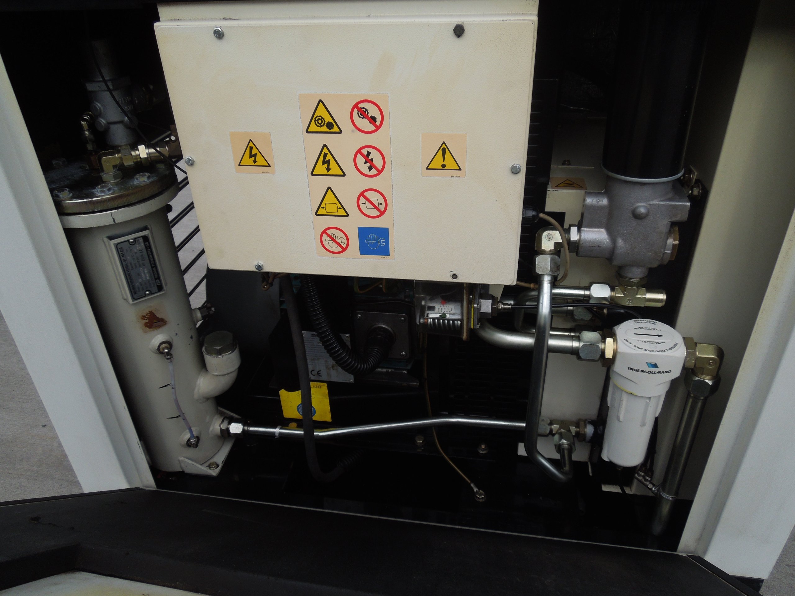 SPRĘŻARKA ŚRUBOWA INGERSOLL-RAND 12KW Kod producenta Ingersoll