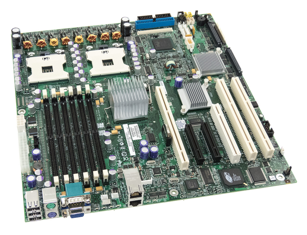 Intel SE7520BD2 s604 Ddr Scsi Sata PCIe C44686-801