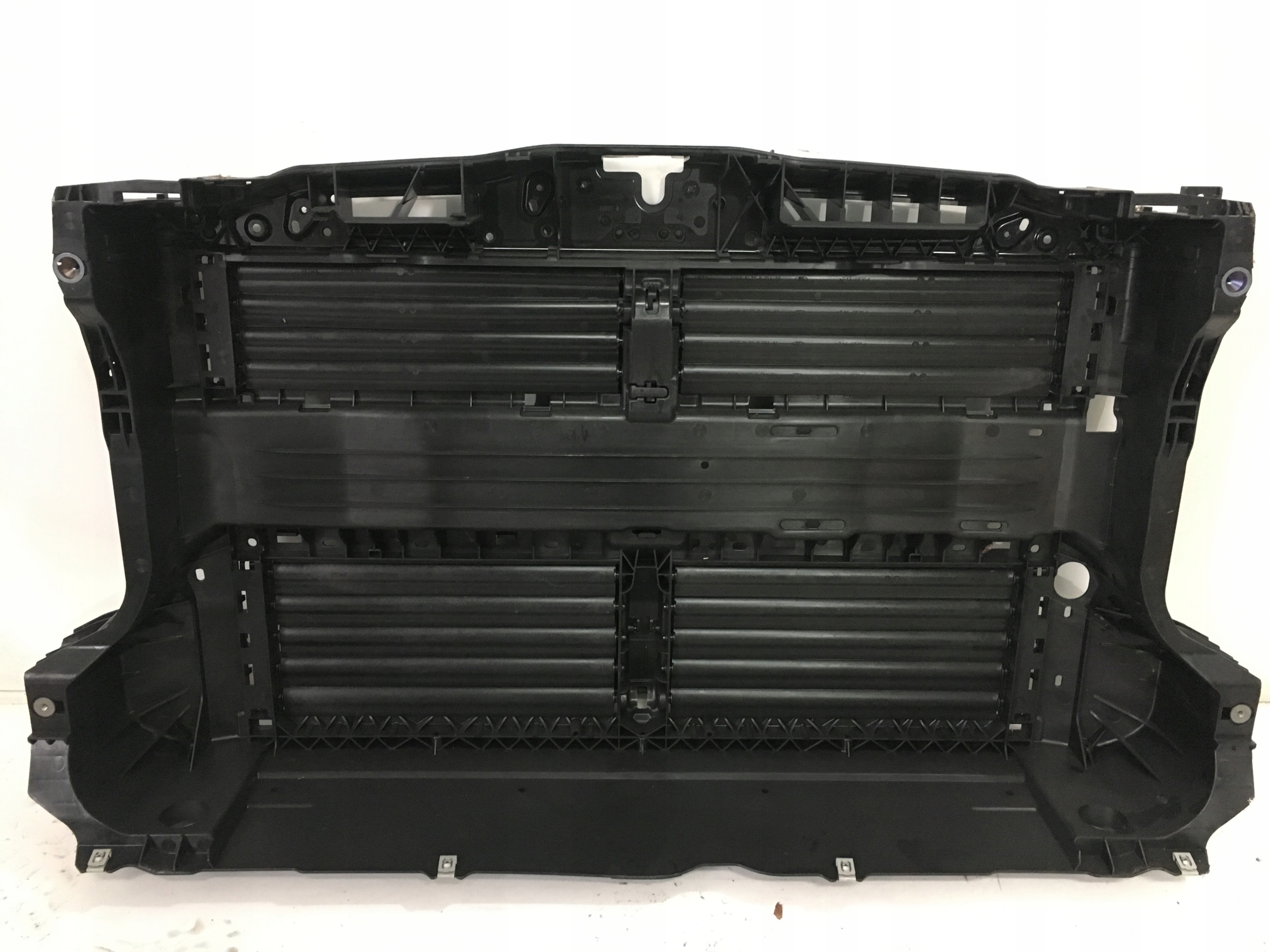 FORD FOCUS MK4 PAS ROLETA WZMOCNIENIE ŻALUZJA Typ samochodu Samochody osobowe