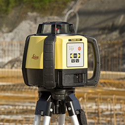 Niwelator laserowy Leica Rugby 640 BASIC Li-Ion Marka Leica