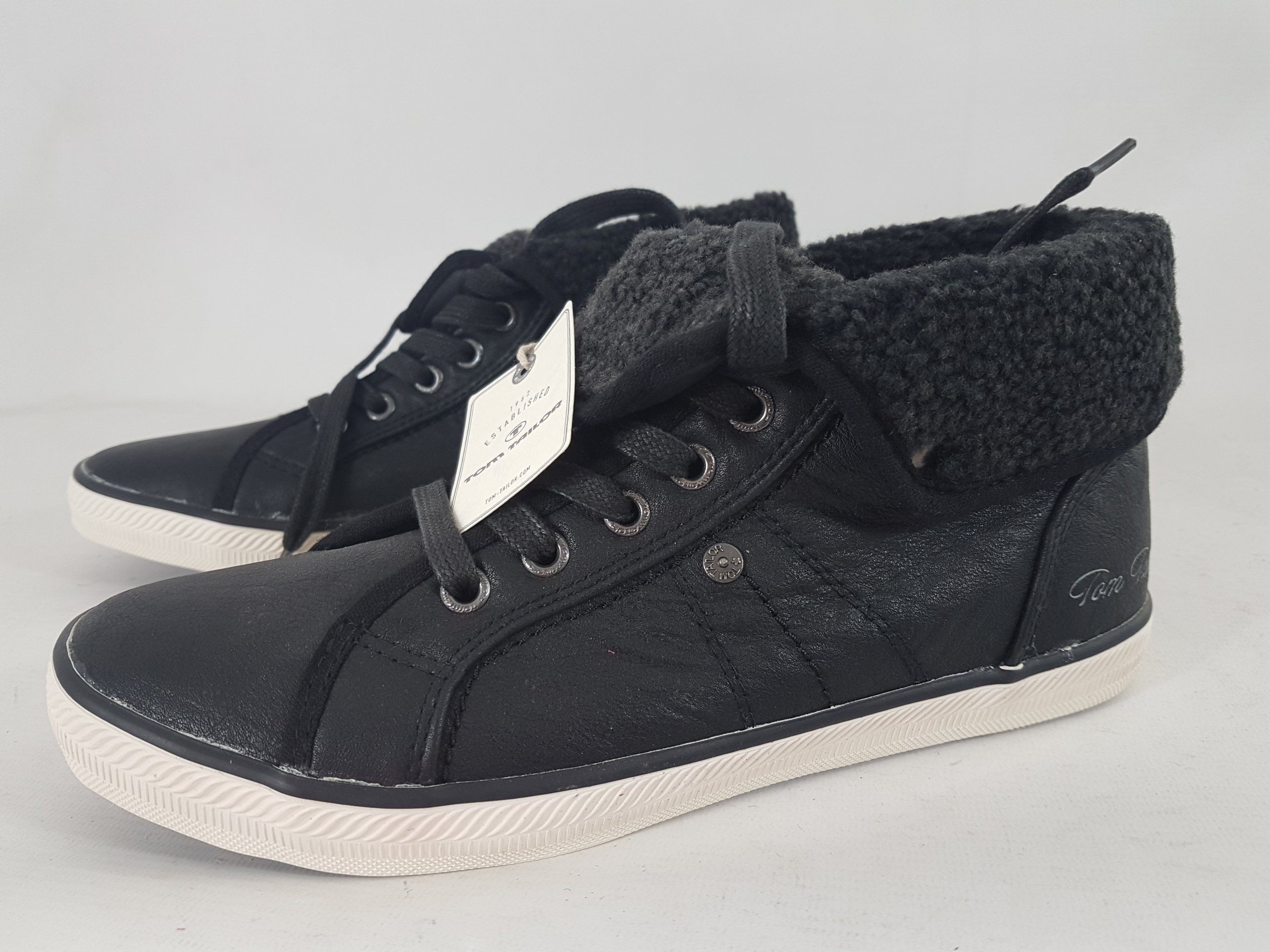 Tom Tailor Adidasy Polobotky Zateplené Kůží R 39