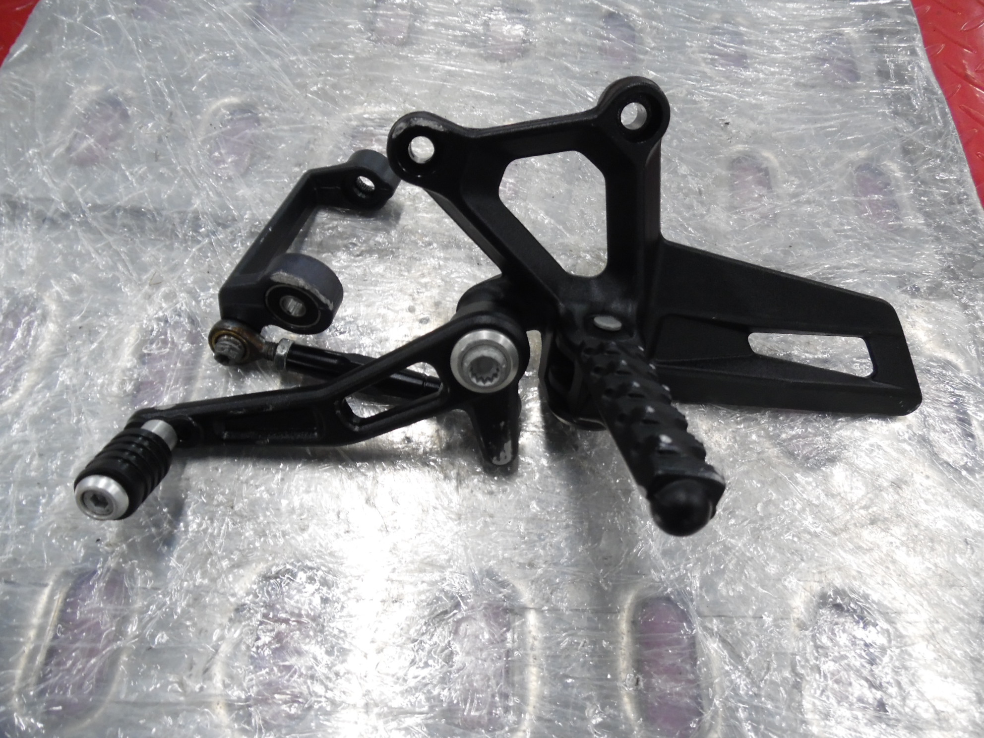 KTM 1290 super Duke GT set підставка для ніг ліва