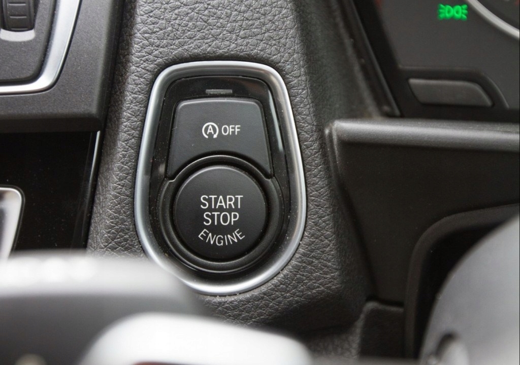 Форд фокус кнопка старт стоп. Старт стоп на поло. VW Polo с кнопкой старт стоп. Старт стоп Тигуан. Start stop off.