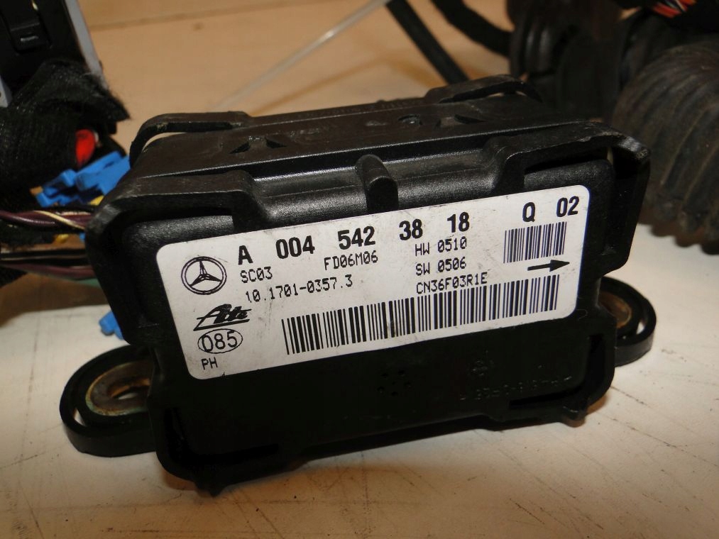 MERCEDES R W251 251 MLW164 GL X164 164 MODUŁ CZUJNIK ESP A0045423818 Numer katalogowy części A0045423818