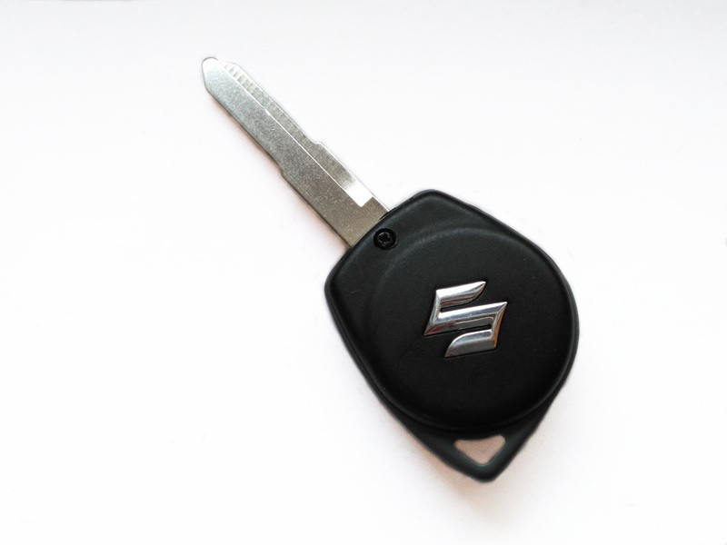 T68LO - НОВЫЙ БРЕЛОК SUZUKI SWIFT VITARA OMRON