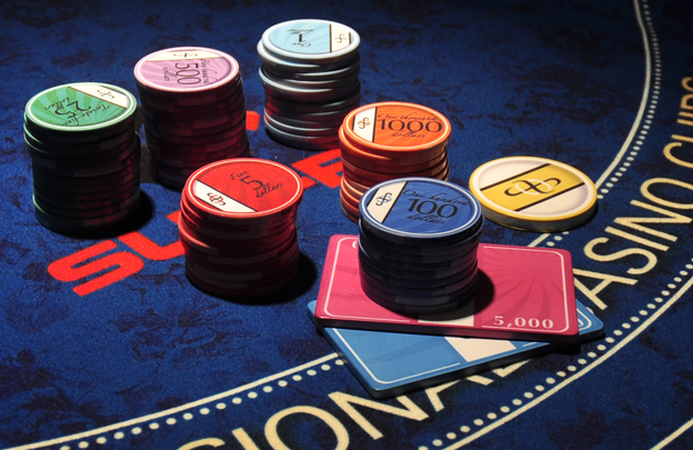 Pro casinos. Фишки казино 100 долларов. Фишки продаж банк. Продам чипы для казино в Одессе