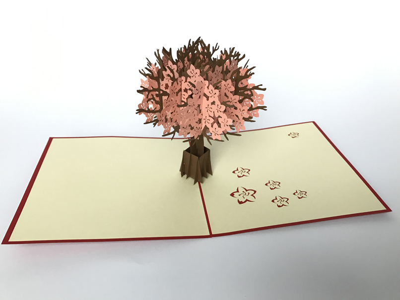 Červené dřevo kvetoucí třešně, 3D kartička Dárek