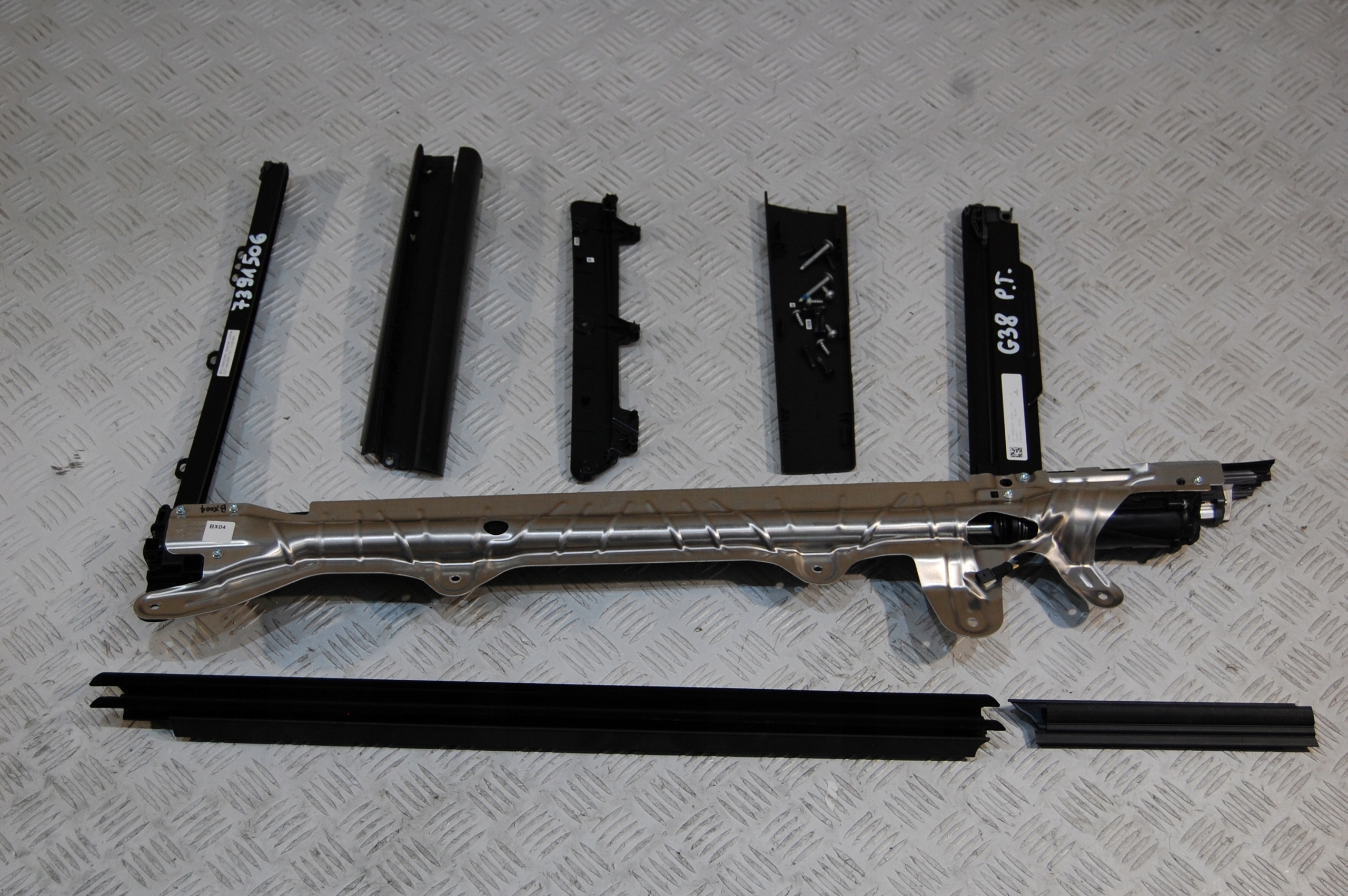 Рольставні двері п зд BMW 5 G30 G38 LONG 7391506