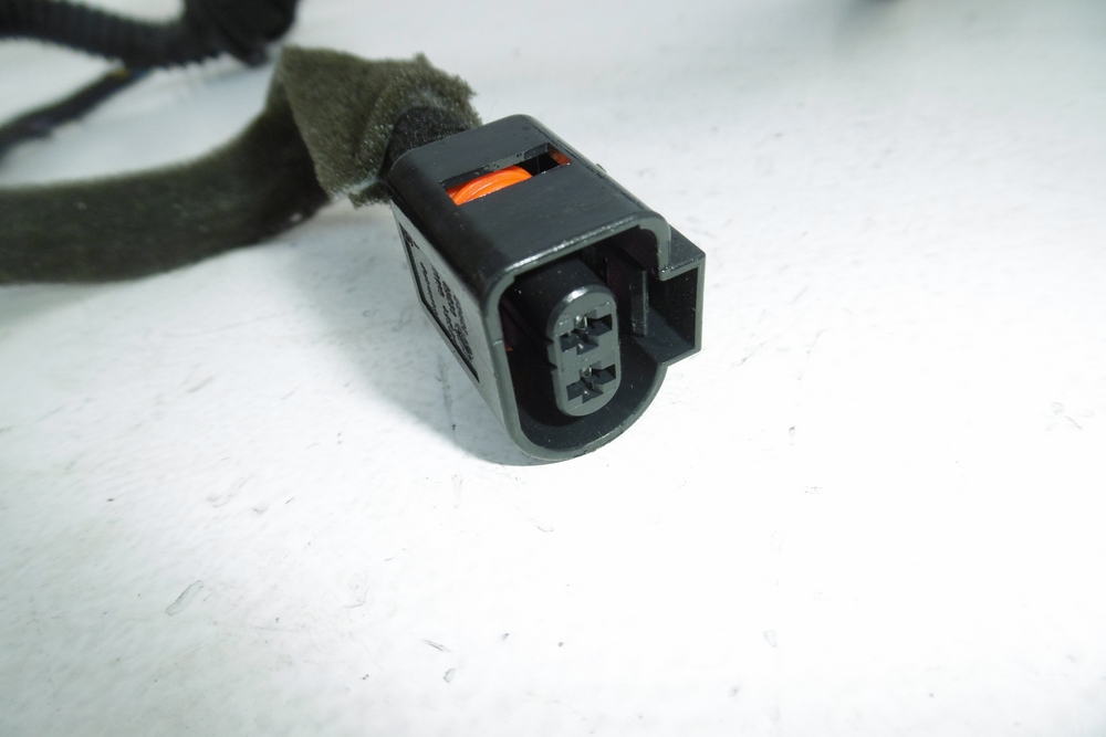 WIĄZKA INSTALACJA DRZWI LEWY TYŁ TYLNA VOLVO XC90 Numer katalogowy części 8697921-002