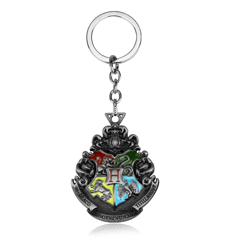 

Piękny Brelok Harry Potter Hogwart Srebrny 24H Pl