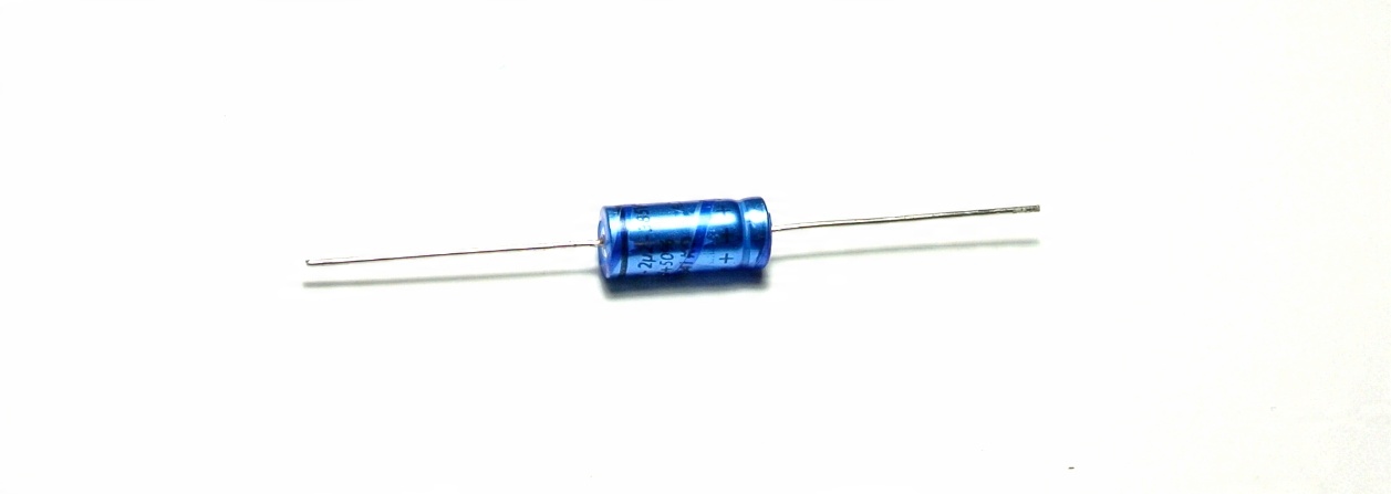

2.2uF 385V Bc Components Osiowy kondensator ... x1