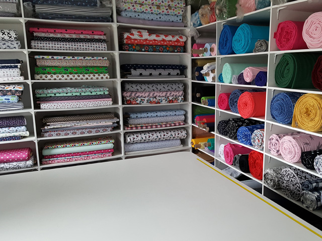 DRESÓWKA MOZAIKA DRUK CYFROWY Szerokość 170 cm