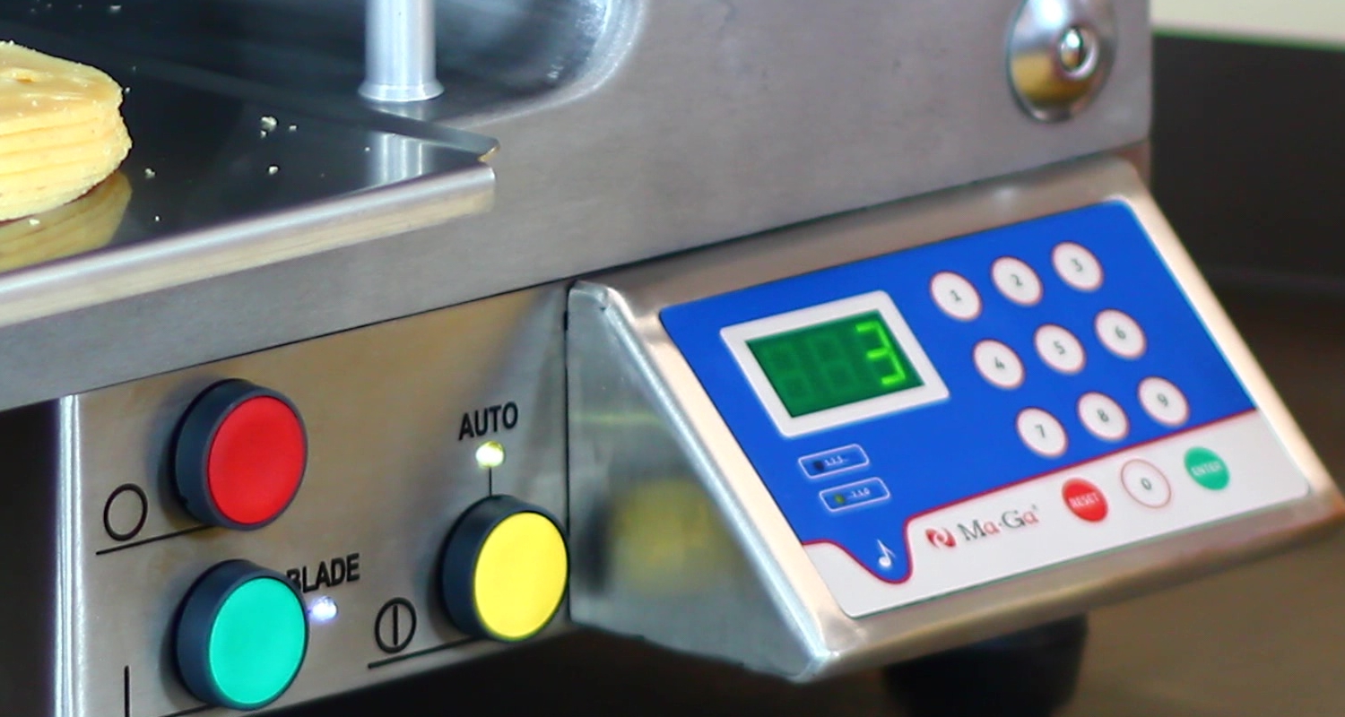 AUTOMATYCZNA KRAJALNICA DO WĘDLIN SERÓW Ma-Ga FV Model A912