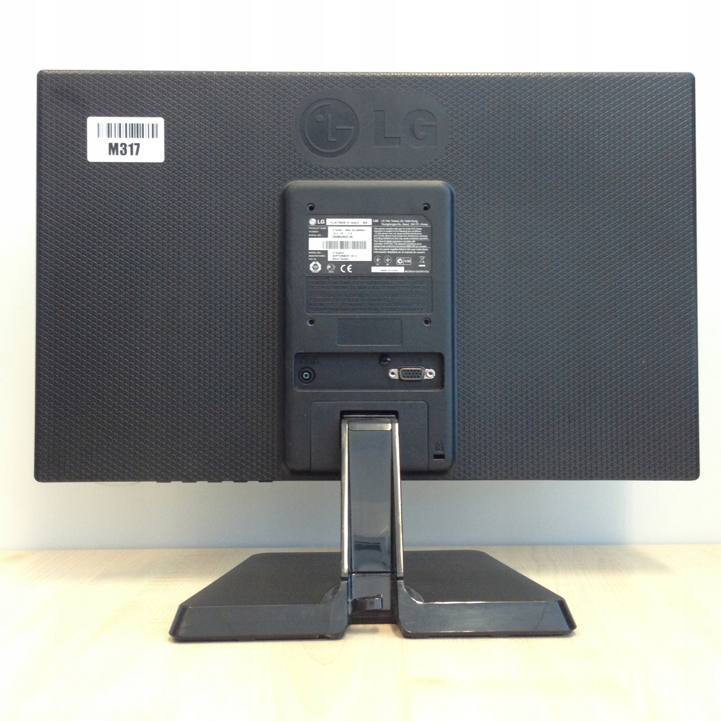 MONITOR LG E1942C 19'' LED 1366x768 KLASA A 7501384819 oficjalne