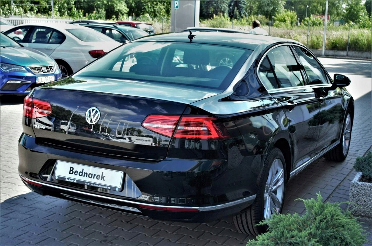 Volkswagen Passat B8 Highline 1.8 Tsi 180 KM - 7422479841 - Oficjalne ...