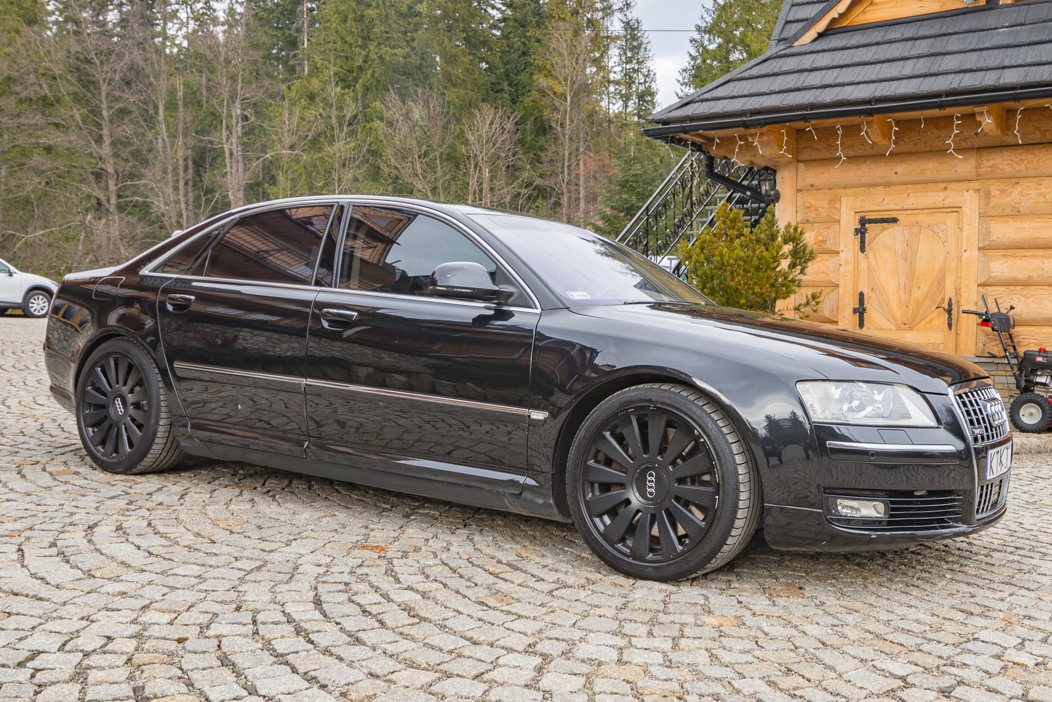 Audi a8 d3 w12