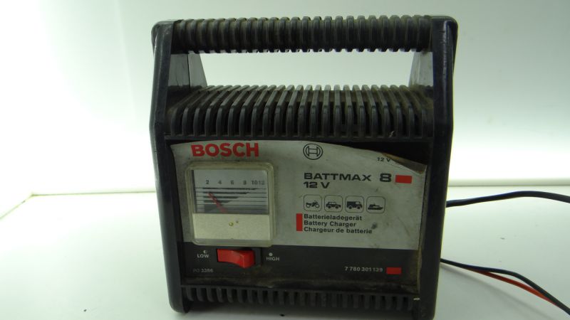 PROSTOWNIK BOSCH BATTMAX 8 12V (180307012) - 7225996380 - oficjalne ...