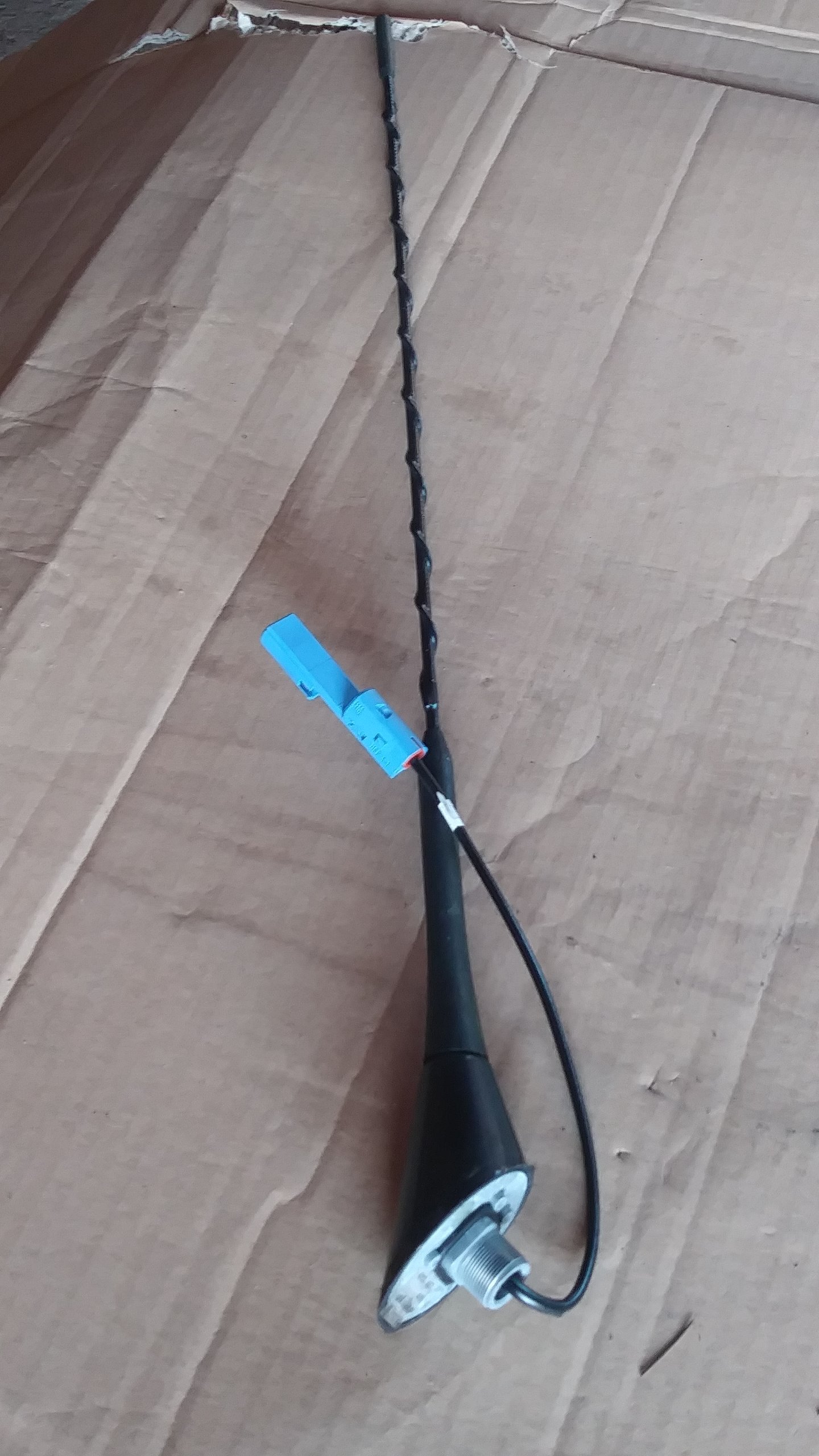 OPEL ZAFIRA B ANTENA DACHOWA BAT KOMPLET - 7090154929 - oficjalne ...