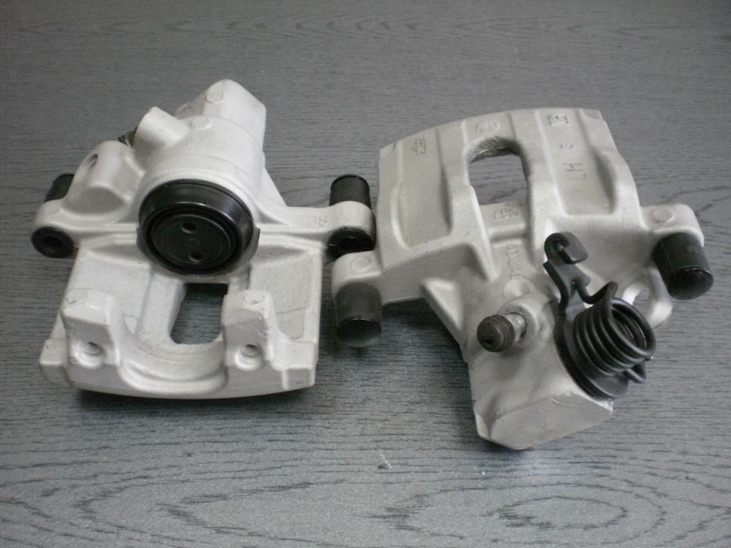 ZACISK HAMULCOWY tył MAZDA 3 tylny MAZDA 5