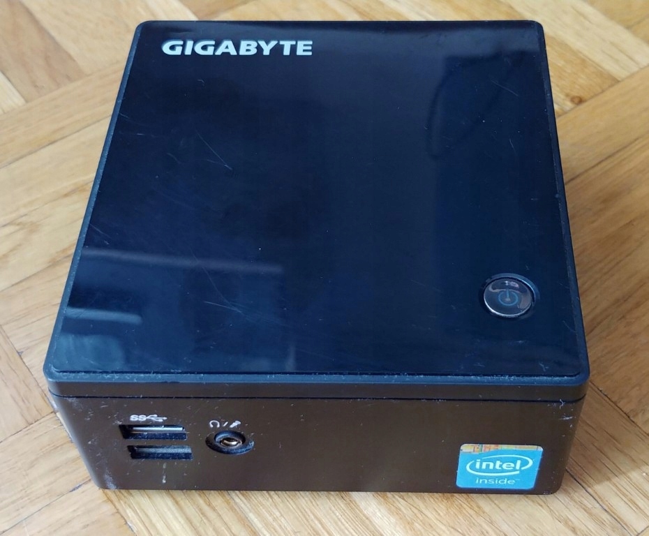 Mini PC komputer Gigabyte BRIX GB-BXCEH-3205