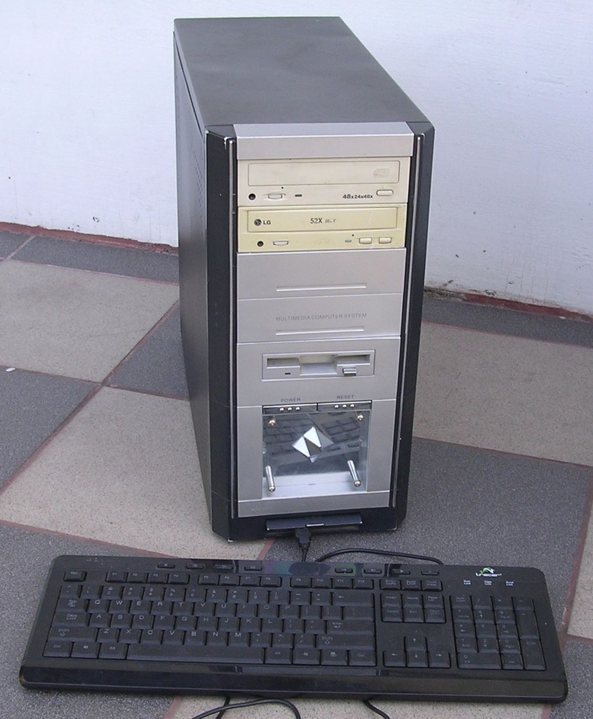 Komputer Pentium 4 2,0 GHz + Radeon9200 SE 128MB - 7320592140 - oficjalne archiwum Allegro