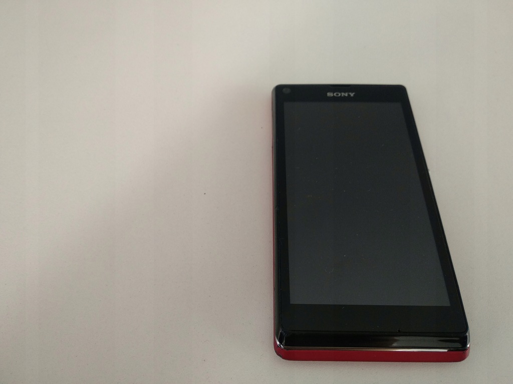 Telefon Sony Xperia L C2105 Używany Czarno-czerwon