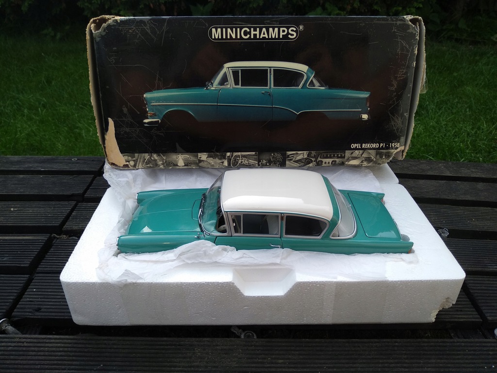 ミニチャンプス　1/18オペル　レコルト　P1 1958 MINICHAMPS 180043200 Scale 1/18 | OPEL REKORD P1 1958