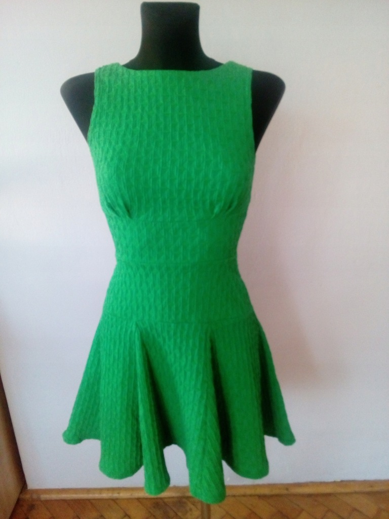 Sukienka Closet 36 zielona wytłaczana sylwester