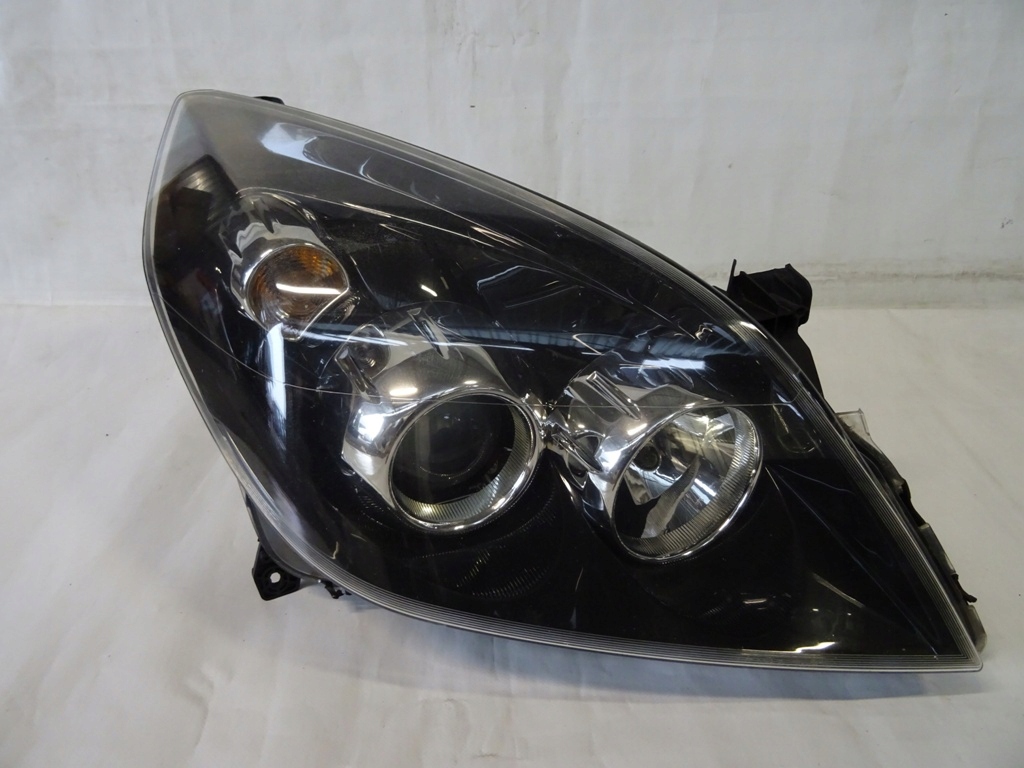 OPEL VECTRA C LIFT LAMPA PRZEDNIA PRAWA VALEO