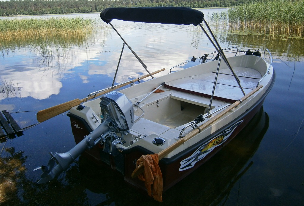 Łódź MOTOROWA SOLAR 430 FISH