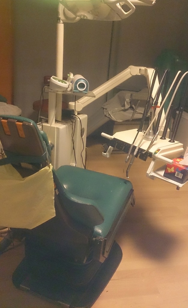 Wyposażenie gabinetu stomatologicznego.