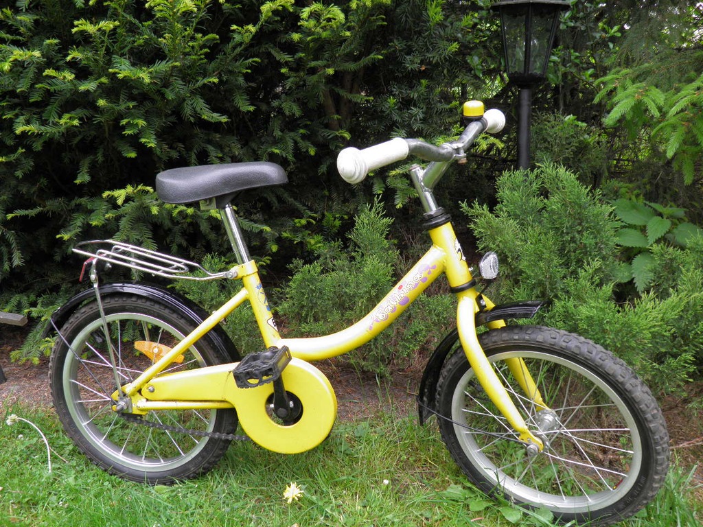 ŁADNY dziecięcy rowerek BALBINA na 16'' + ew.kask