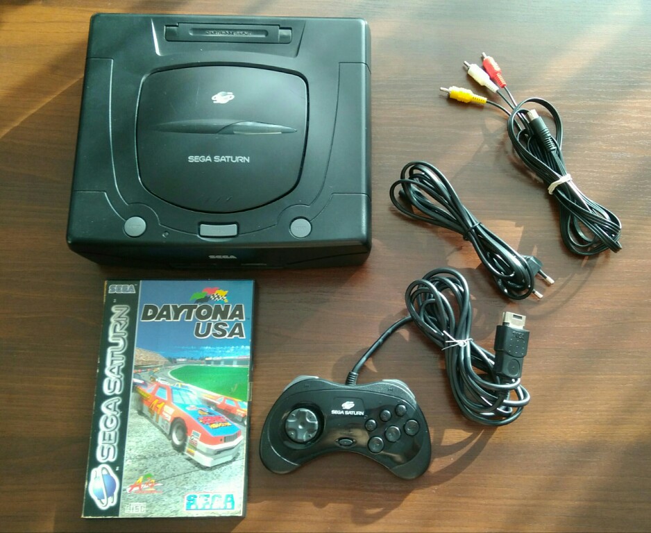 Sega Saturn komplet + gra Daytona USA