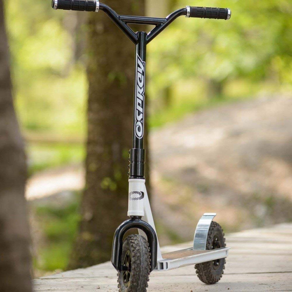 HULAJNOGA Osprey Dirt Scooter