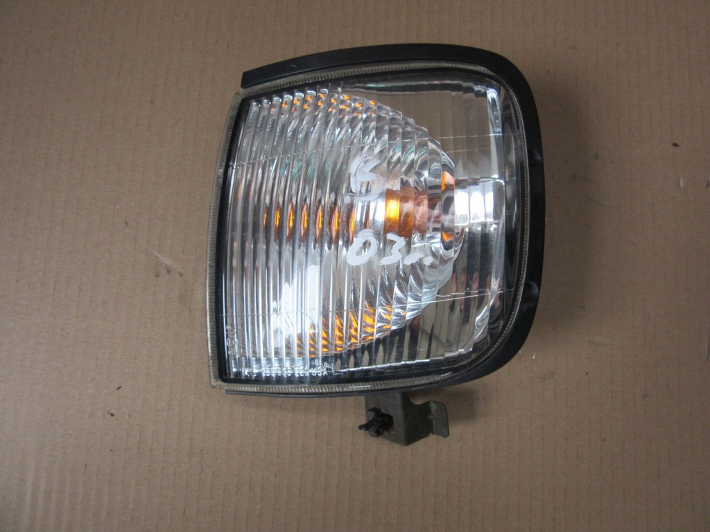 Opel Frontera B Lift KIERUNKOWSKAZ LEWY PRZÓD 7352204128 oficjalne
