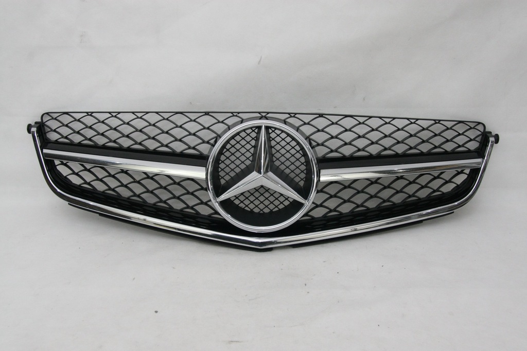 Atrapa Grill MERCEDES C KLASA 204 LIFT 2011 AMG 63