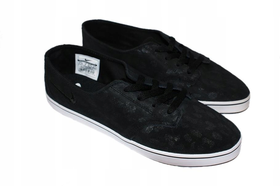 Buty WMNS Nike Braata Lite 40 25,5cm Trampki