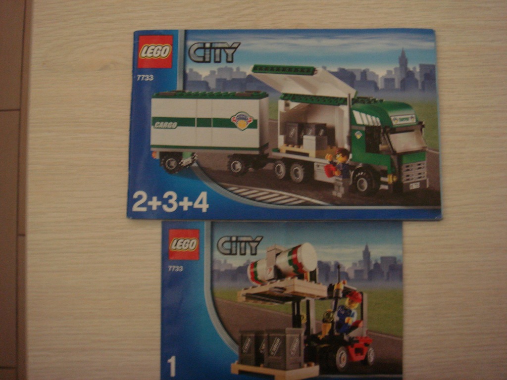 LEGO CITY 7733 ciężarówka tir i podnośnik jak nowy