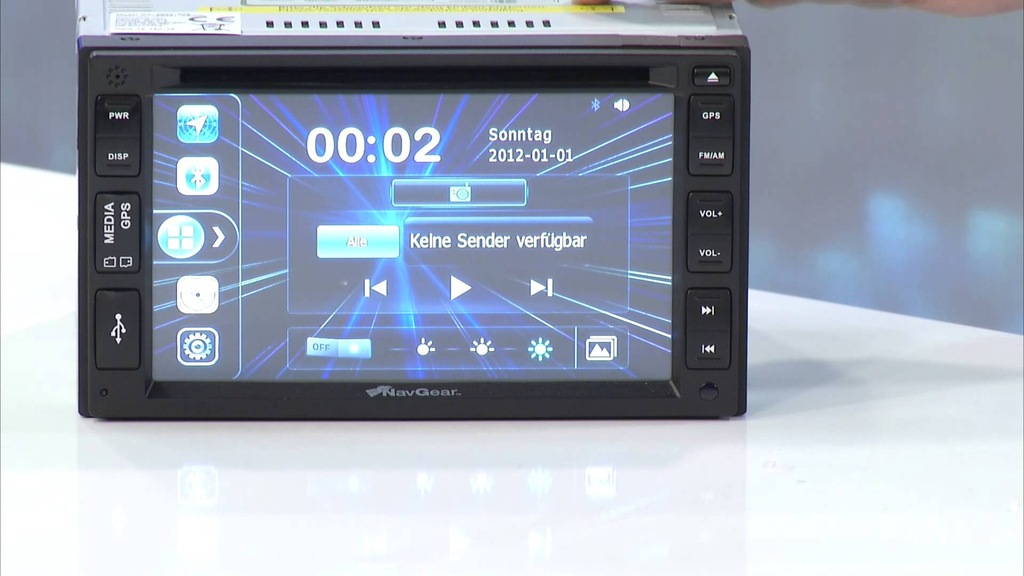 NavGear StreetMate 2-DIN-Autoradio 4x50W FVat23%