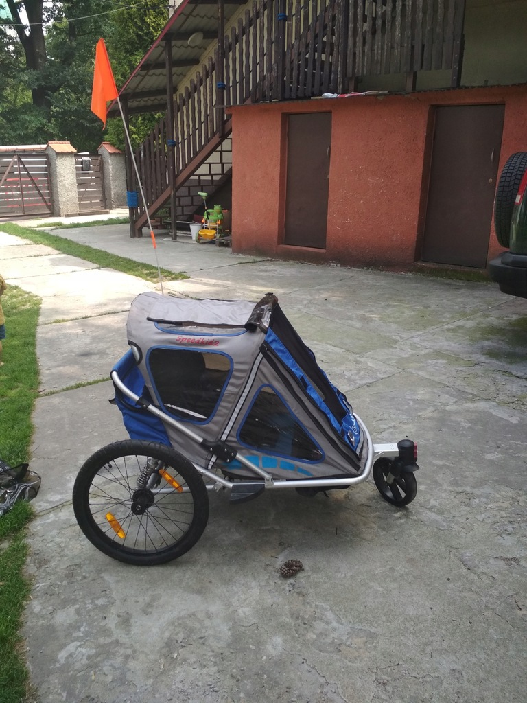 Queridoo sport -przyczepka rowerowa dla 2ki dzieci
