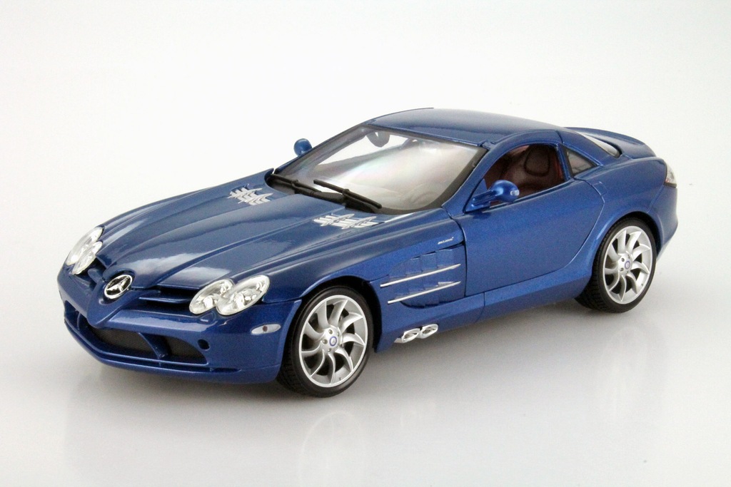 Mercedes-Benz SLR McLaren MAISTO 1:18 36653