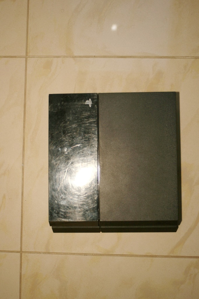 sony playstation 4 cuh 2216b
