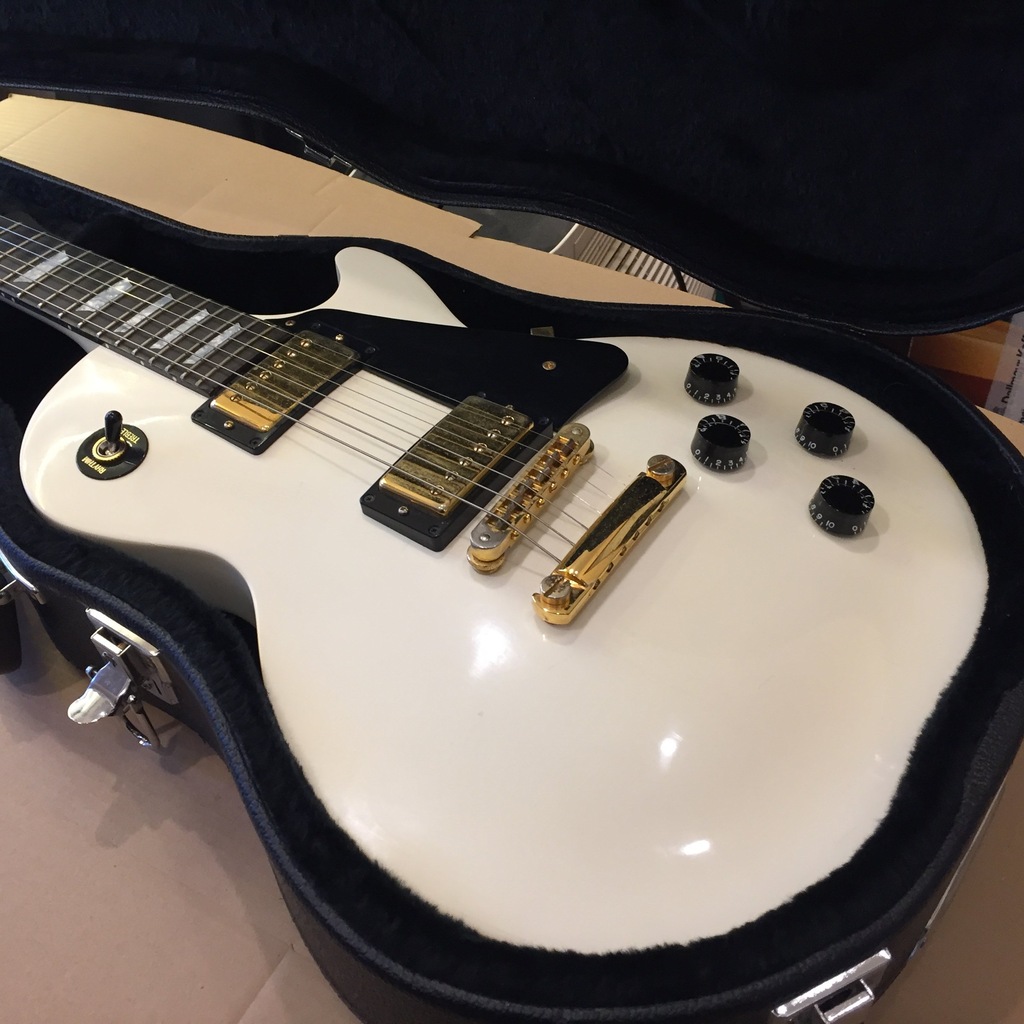 Oryginalny GIBSON Les Paul Studio ZŁOTY Hardware