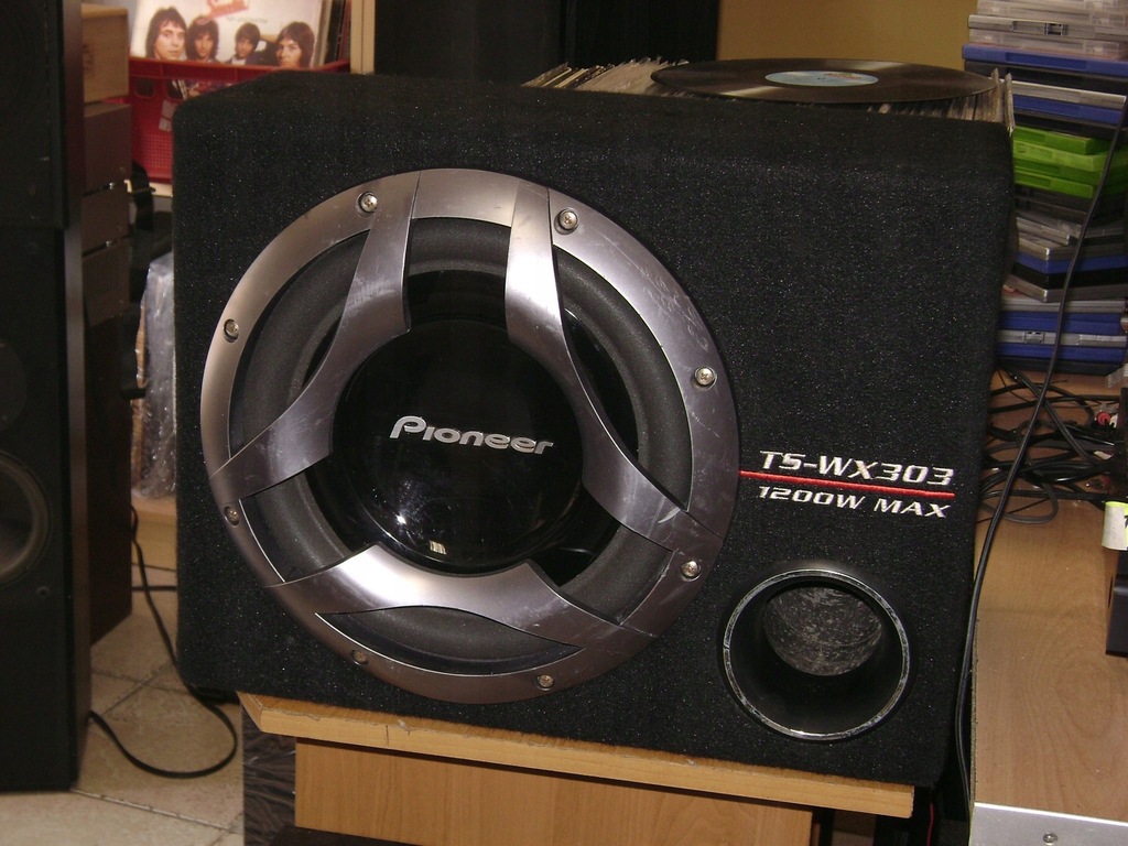 subwoofer PIONEER TS-WX303