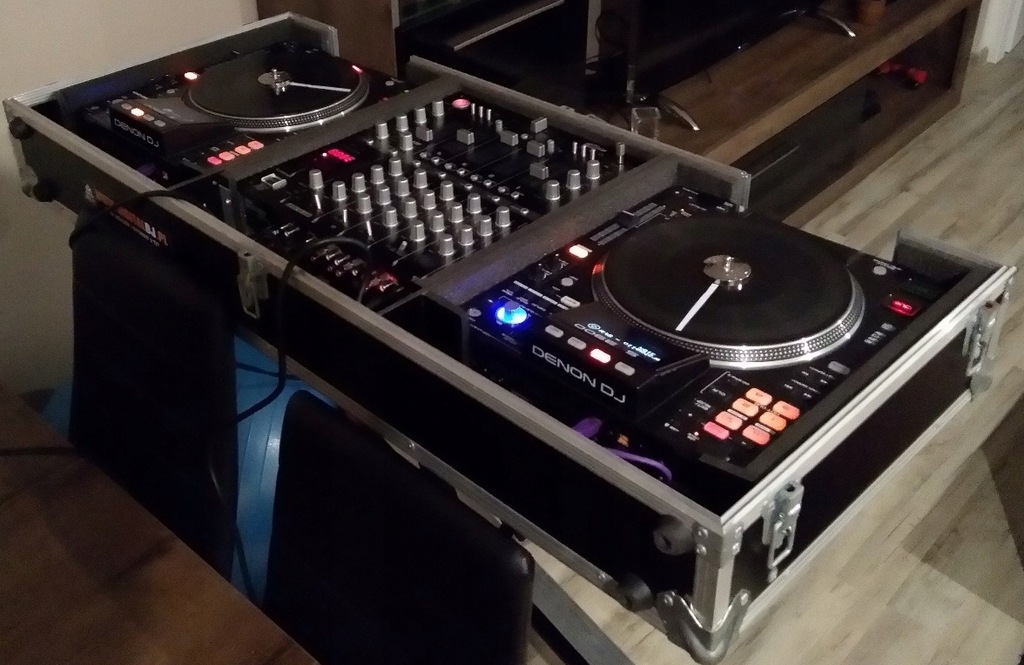 2x DENON SC3900 + 2x Pendrive + pudełka i kable 7753313886