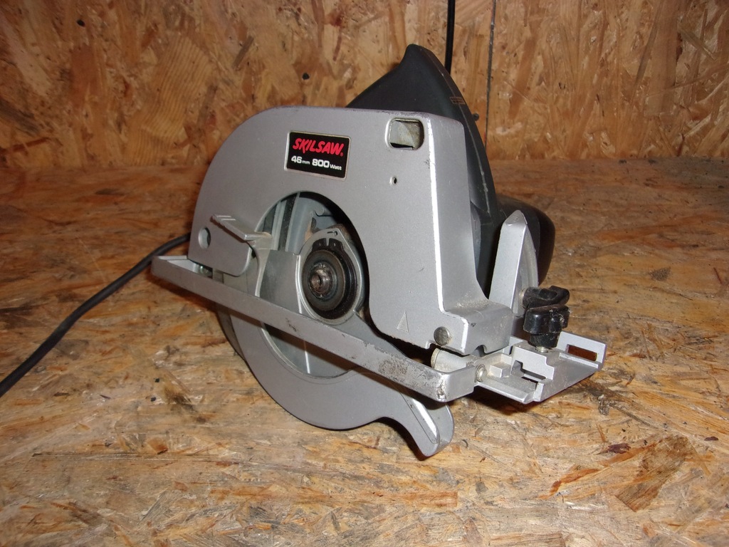 Pilarka Tarczowa Skil SkilSaw 1800H1 800W